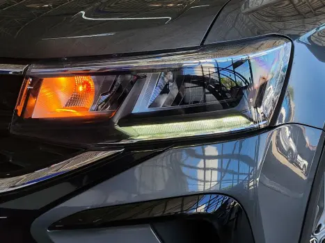 TAOS 1.4 250 TSI TOTAL FLEX COMFORTLINE AUTOMÁTICO