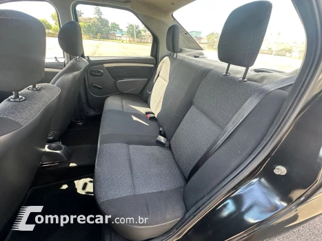 LOGAN 1.0 12V SCE Expression