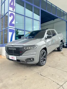 RAM RAMPAGE RT 2.0 TURBO 4X4 4 portas