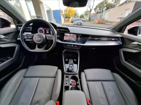 A3 2.0 40 TFSI Sedan Performance Black