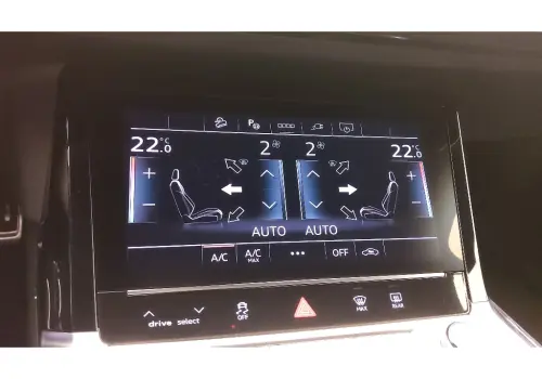 Q8 E-TRON 55 ELÉTRICO PERFORMANCE BLACK QUATTRO