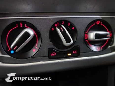 FOX - 1.0 MI 8V 4P MANUAL