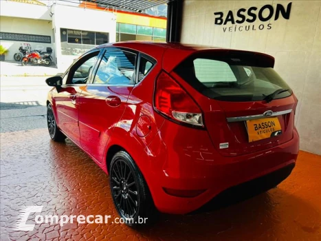 FIESTA 1.6 Titanium Hatch 16V