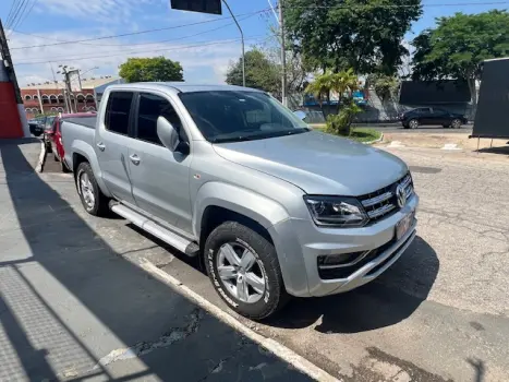 Volkswagen Amarok 2.0 16V 4X4 CABINE DUPLA HIGHLINE TURBO INTERCOOLER A 4 portas