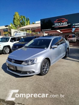 Volkswagen JETTA Comfortline 2.0 T.Flex 8V 4p Tipt. 4 portas