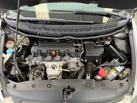 Civic Sedan EXS 1.8/1.8 Flex 16V Aut. 4p