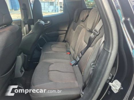 TORO 2.0 16V Turbo Volcano 4WD AT9