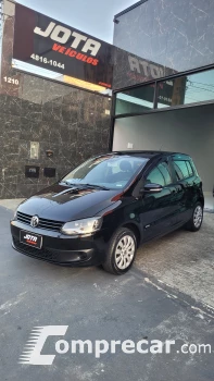 Volkswagen FOX 1.6 MI 8V 4 portas