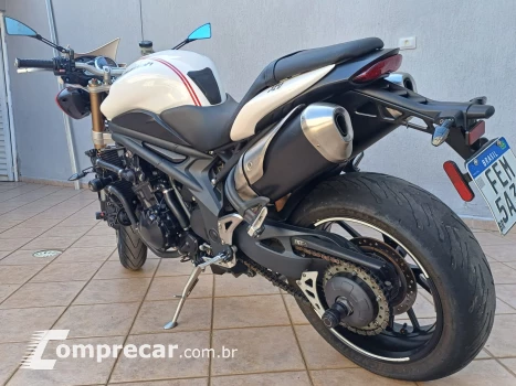 Speed Triple 1050i
