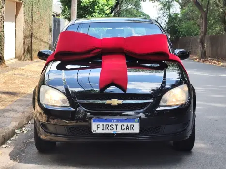 CLASSIC 1.0 MPFI LS 8V FLEX 4P MANUAL