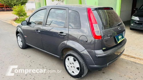 FIESTA 1.6 MPI Class Hatch 8V