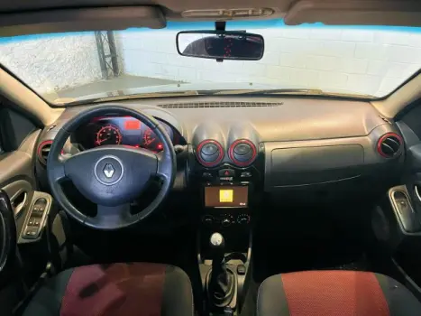 SANDERO - 1.6 STEPWAY 8V 4P MANUAL