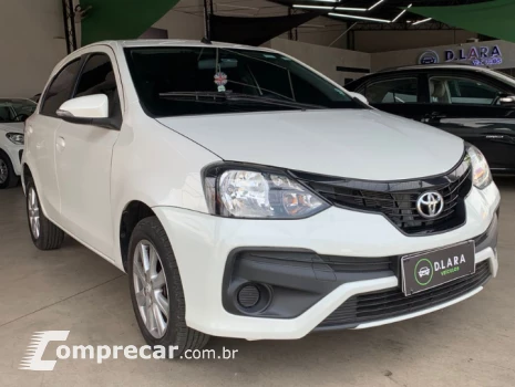 Toyota ETIOS 1.5 X Plus 16V 4 portas