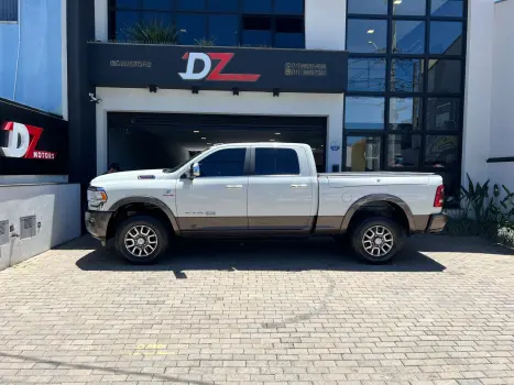 3500 6.7 Laramie Longhorn 4X4 CD 6 Cilindros Turbo