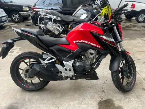 HONDA CB300F TWISTER CBS