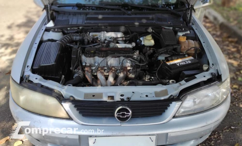 VECTRA 2.2 MPFI GL Milenium 8V