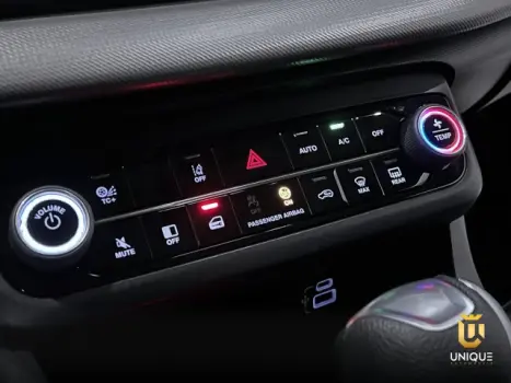 FASTBACK - 1.0 TURBO 200 AUDACE CVT