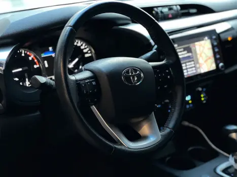 HILUX 2.8 D-4d Turbo CD SRX 4X4