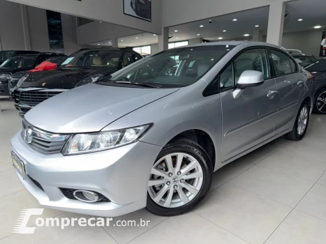 Honda Civic LXS 1.8 4 portas