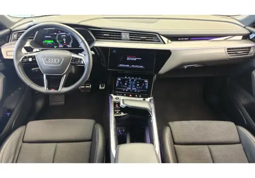 Q8 E-TRON 55 ELÉTRICO PERFORMANCE BLACK QUATTRO