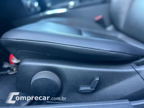 C 180 1.8 Cgi Classic 16V Turbo Gasolina 4P Automático