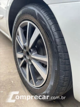 VERSA 1.6 16V Unique