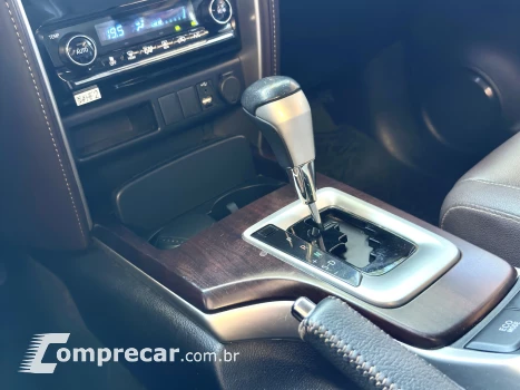 HILUX SW4 2.7 SRV 7 LUGARES 4X2 16V FLEX 4P AUTOMÁTICO