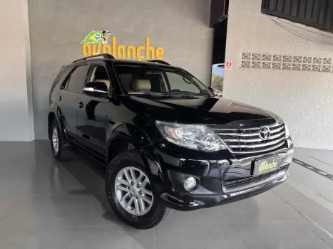 Toyota HILUX SW4 2.7 SR 4X2 16V FLEX 4P AUTOMÁTICO 4 portas