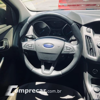 FOCUS 2.0 SE Fastback 16V