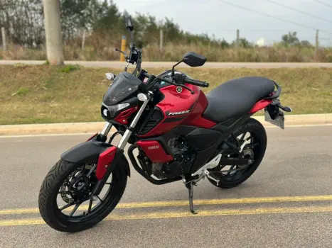 Yamaha FZ15 FAZER ABS