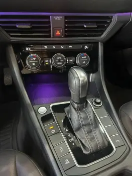 JETTA R-LINE 250 TSI 1.4 FLEX 16V AUT.