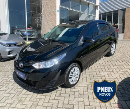 Toyota YARIS XL Live Sedan 1.5 Flex 16V 4p Aut. 4 portas