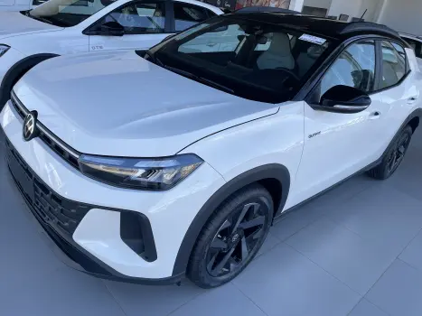 Volkswagen TERA 1.0 170 TSI High 4 portas