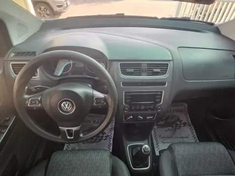 FOX - 1.6 MI 8V 4P MANUAL