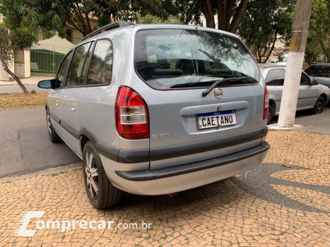 ZAFIRA 2.0 MPFI ELITE 8V FLEX 4P AUTOMÁTICO