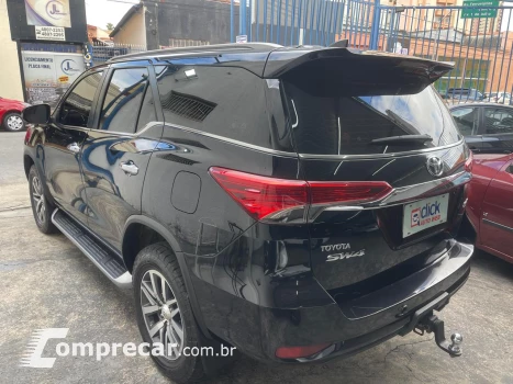 HILUX SW4 2.8 SRX 4X4 7 Lugares 16V Turbo Intercooler