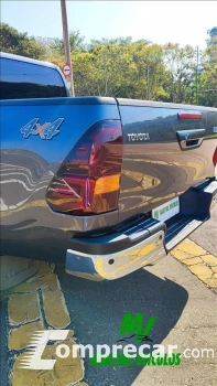 HILUX 2.8 D-4d Turbo CD SR 4X4