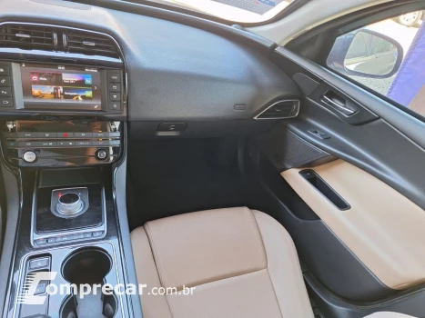 XE 2.0 16V 4P SI4 PURE TECH TURBO AUTOMÁTICO