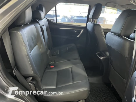 HILUX SW4 2.7 SRV 4X2 16V