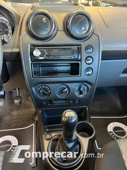 FIESTA 1.6 Rocam Sedan 8V