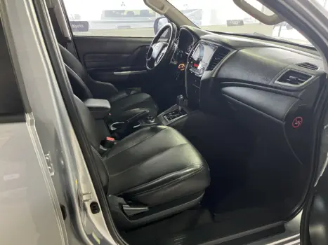 L200 TRITON 2.4 16V Turbo Sport HPE CD 4X4