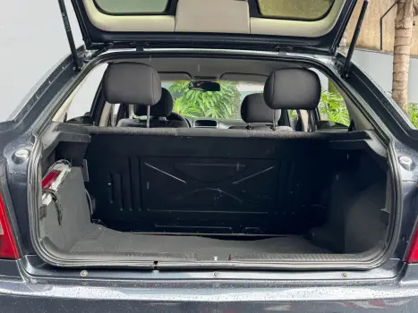 ASTRA 2.0 MPFI Advantage 8V