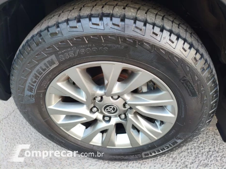 Hilux SW4 2.8 4P SRX 4X4 7 LUGARES TURBO DIESEL AUTOMÁTICO