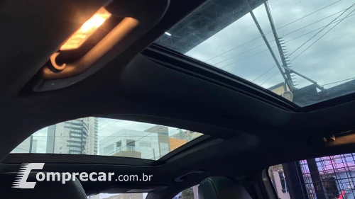 MERCEDES-BENZ GLA 200 1.6 CGI ENDURO 7G-DCT