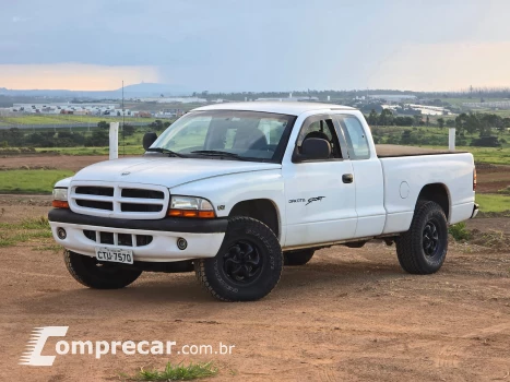 DODGE DAKOTA 3.9 Sport 4X2 CE V6 12V 2 portas