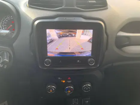 Renegade T270 1.3 TB 4x2 Flex Aut.