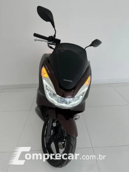 PCX 150 DLX