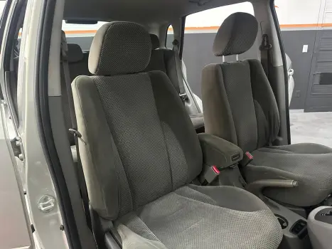 Tucson 2.0 Mpfi Gls 16V 143Cv 2Wd Gasolina 4P Automático