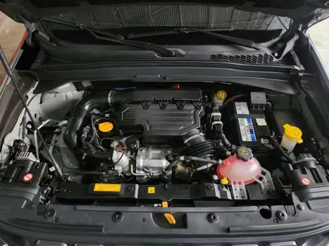 RENEGADE 1.3  T270 TURBO FLEX LONGITUDE AT6