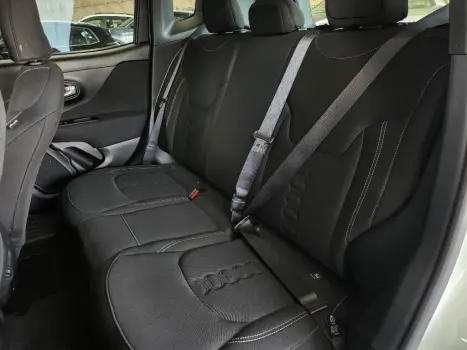 RENEGADE 1.3 T270 TURBO FLEX ALTITUDE AT6 SPORT